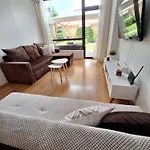 Apartman 2 Bdr Garden With Near And Golf Razlog