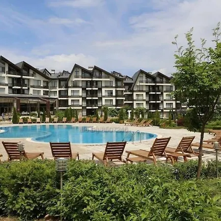 2 Bdr Garden With Near And Golf Apartmán