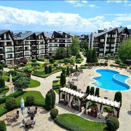 2 Bdr Garden With Near And Golf *