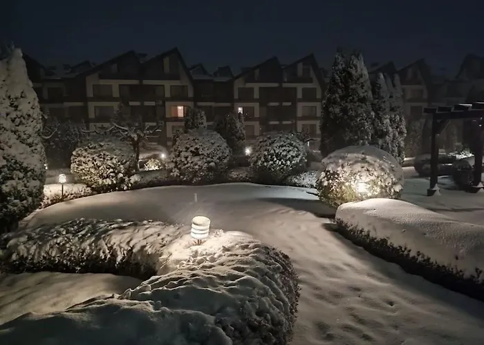 2 Bdr Garden With Near And Golf *