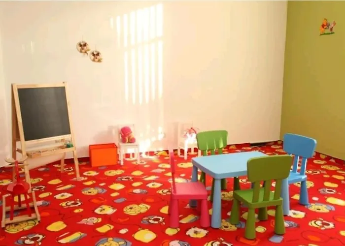 Апартаменты 2 Bdr Garden With Near And Golf